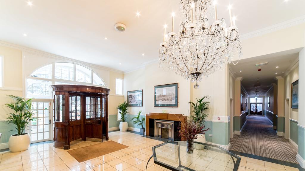 Victorian Apartment 伯恩茅斯 外观 照片